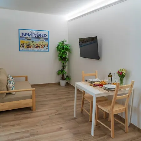 Apartman Le Manine Near Castle *